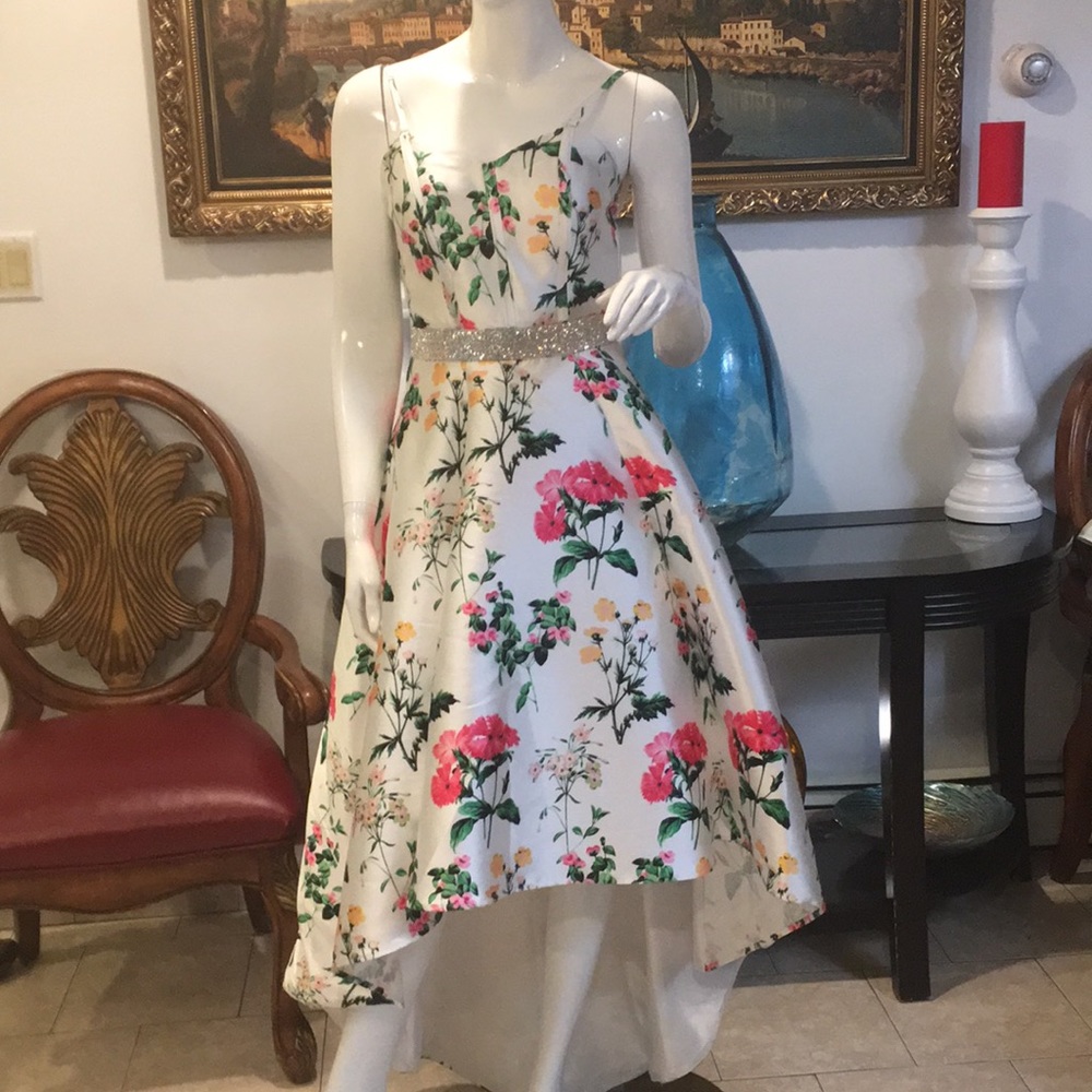 Martafashion home sales